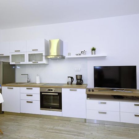 First Floor Zadar Apartment Ngoại thất bức ảnh