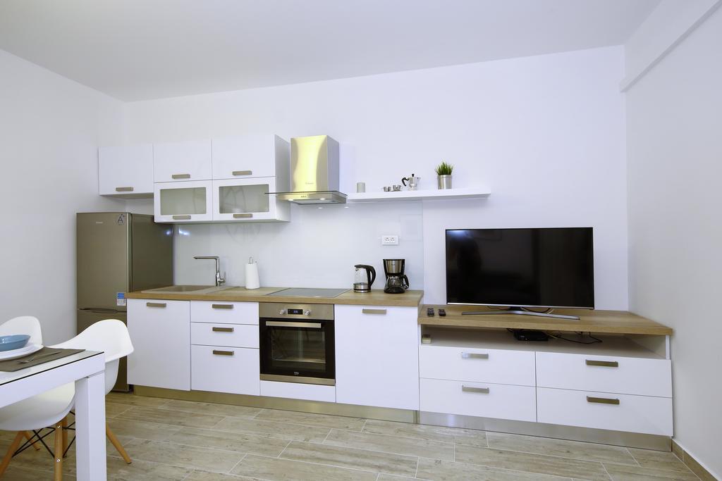 First Floor Zadar Apartment Ngoại thất bức ảnh